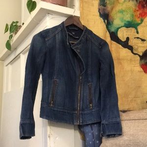 Women’s XS Gap Jean jacket worn once